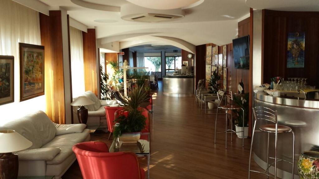 Hotel Continental San Benedetto del Tronto Ngoại thất bức ảnh